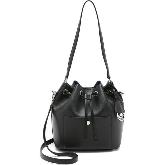 Michael Kors Greenwich Medium Bucket Bag Bicolor/Black & White (Gold Hardware) - Picture 11 of 15
